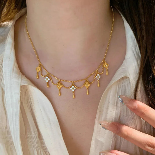 French Vintage Water Droplet Tassel Four-Leaf Clover Necklace