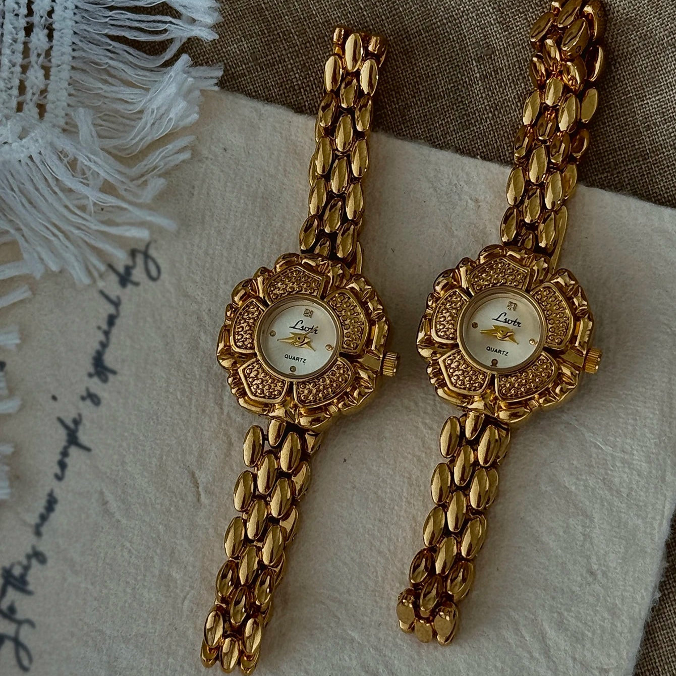 French Vintage Elegant Camellia Flower Round Face Gold Quartz Watch
