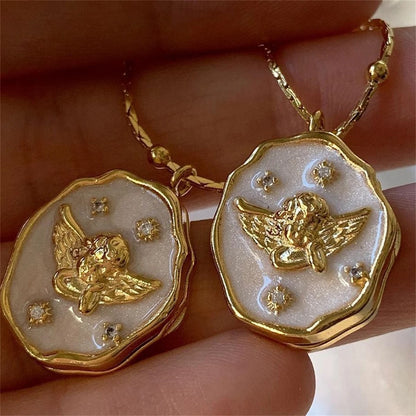 Elegant Angel Shell Photo Locket Necklace