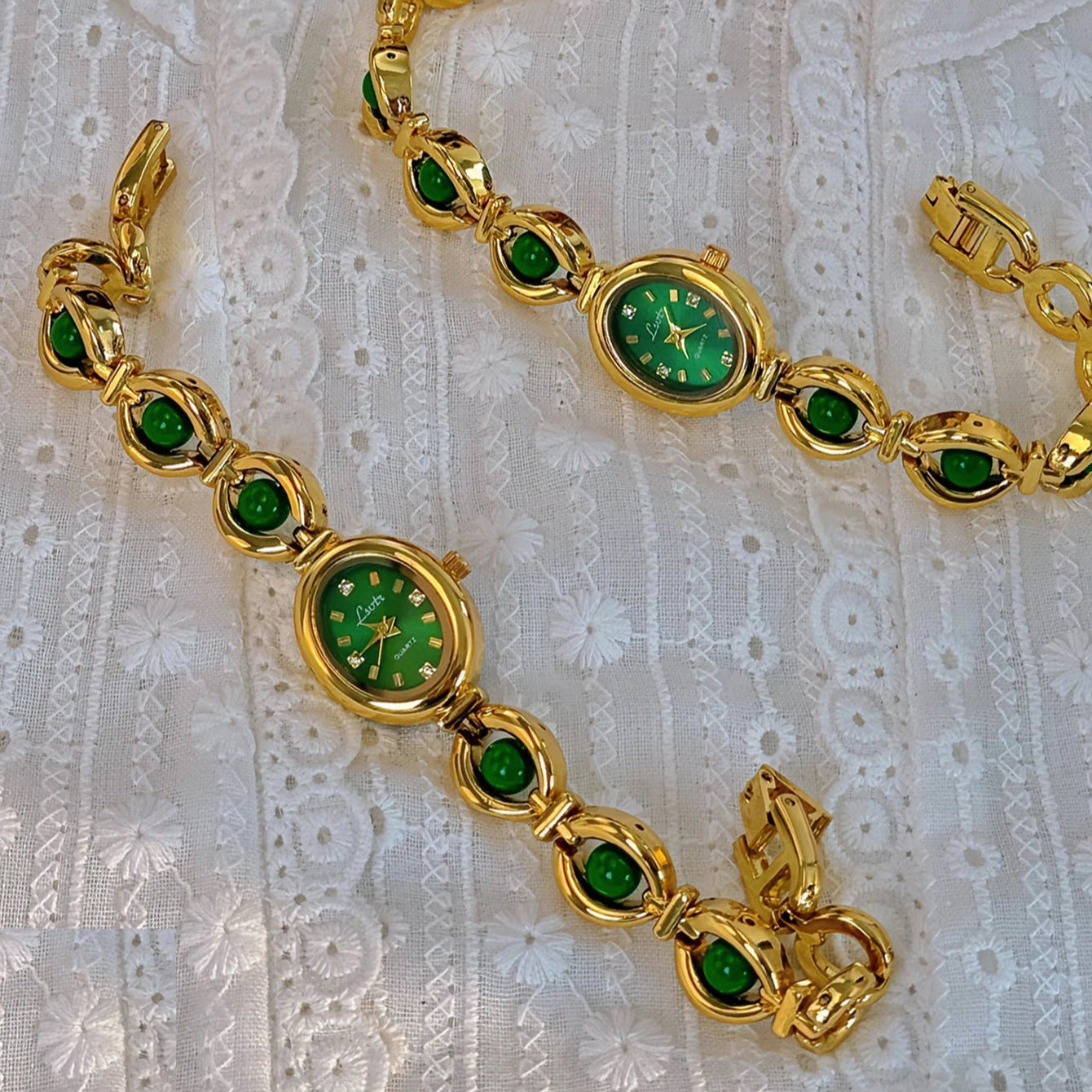 French Vintage Elegant Oval Face Pearl and Emerald Quartz Watch